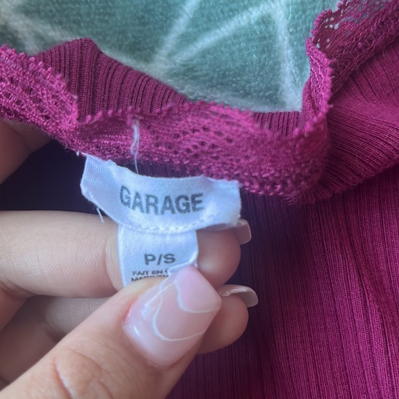 Burgandy short sleeve, tight fit, lace with a bow shirt from garage - Picture 2 of 4